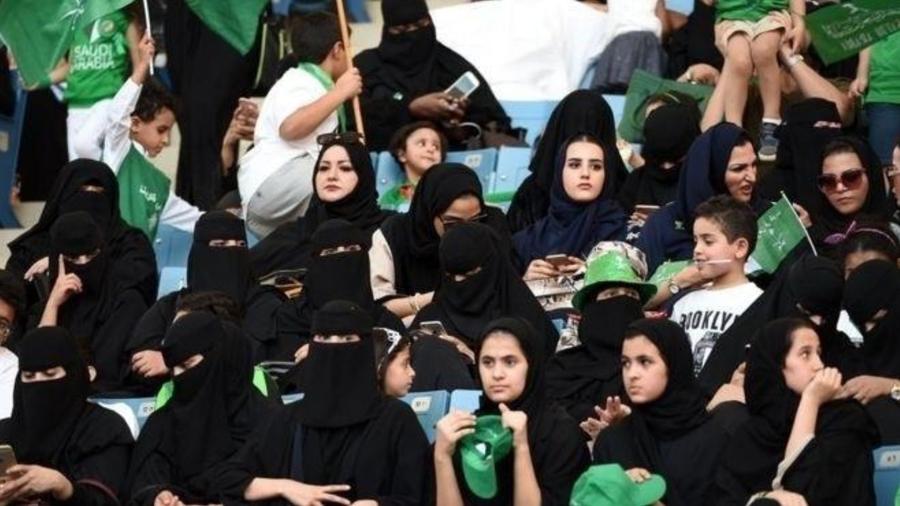 Arábia Saudita autorizou mulheres a entrar em estádios em janeiro de 2018 - AFP
