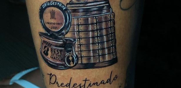 Após título, Deyverson tatua taça da Libertadores: 'Predestinado'