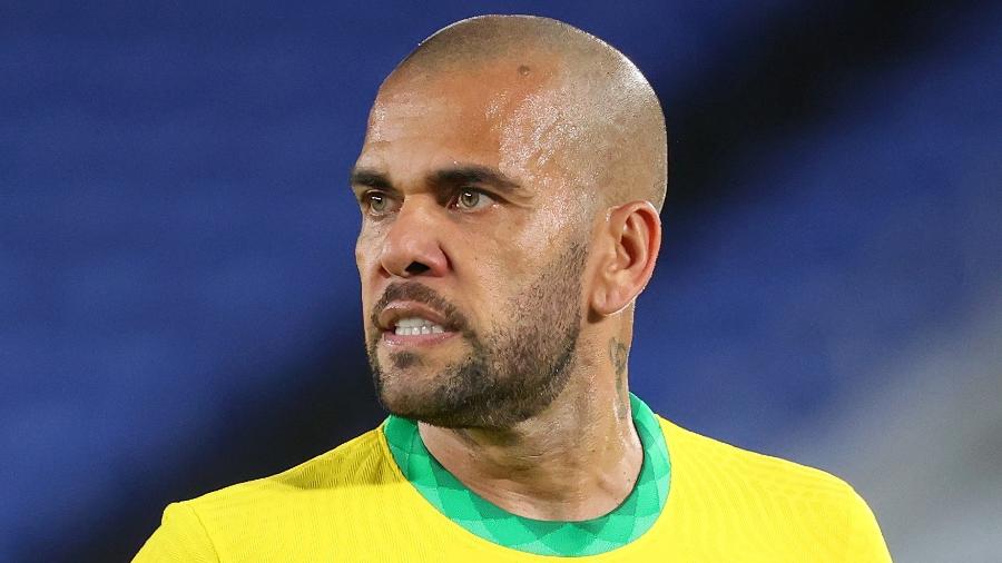 Daniel Alves em ação pela seleção brasileira durante as Olimpíadas de Tóquio -  Abbie Parr/Getty Images