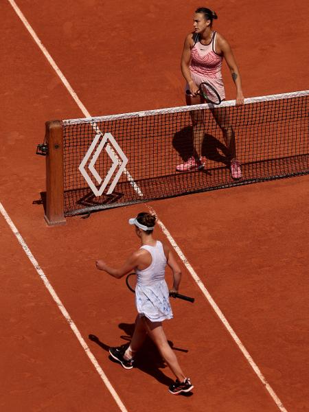 Sabalenka comemora número 1 avançando às quartas do US Open - Folha PE