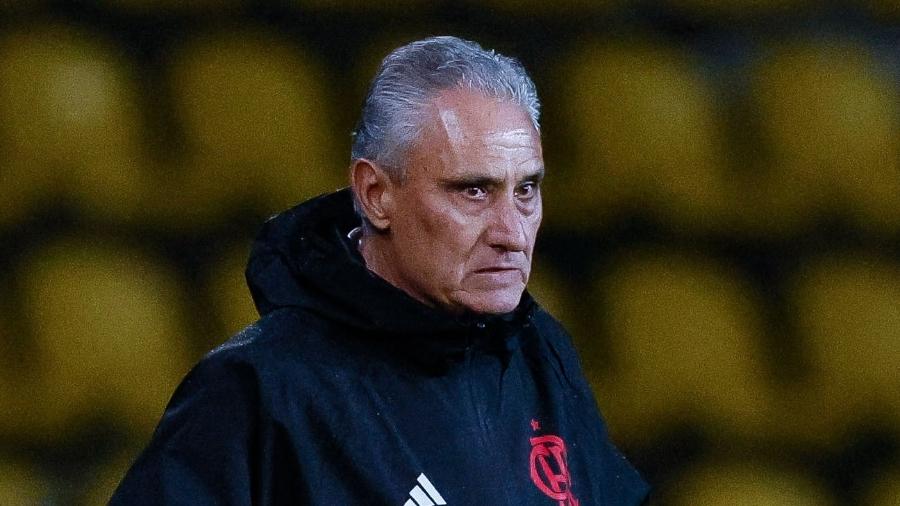 Tite, técnico do Flamengo, durante jogo contra o Palestino
