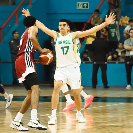 Mathias Alessanco, durante jogo da seleção brasileira de basquete