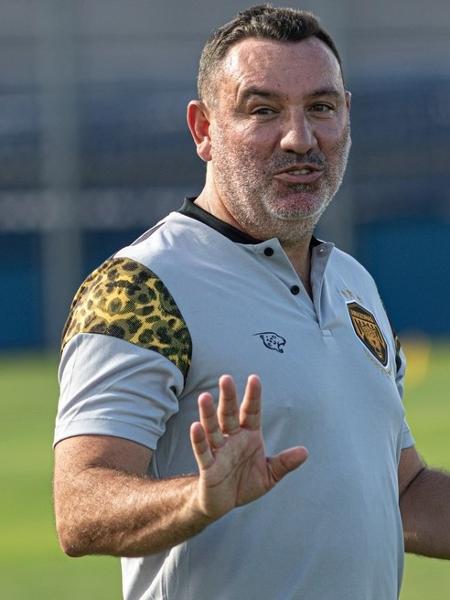 Guilherme Alves comanda o Amazonas Guilherme Alves comanda o Amazonas