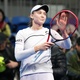 N&uacute;mero 1 do mundo, Elena Rybakina abandona WTA 500 de T&oacute;quio por les&atilde;o