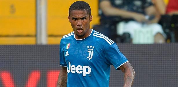 Douglas Costa é apresentado na Juventus: quero ser muito amado