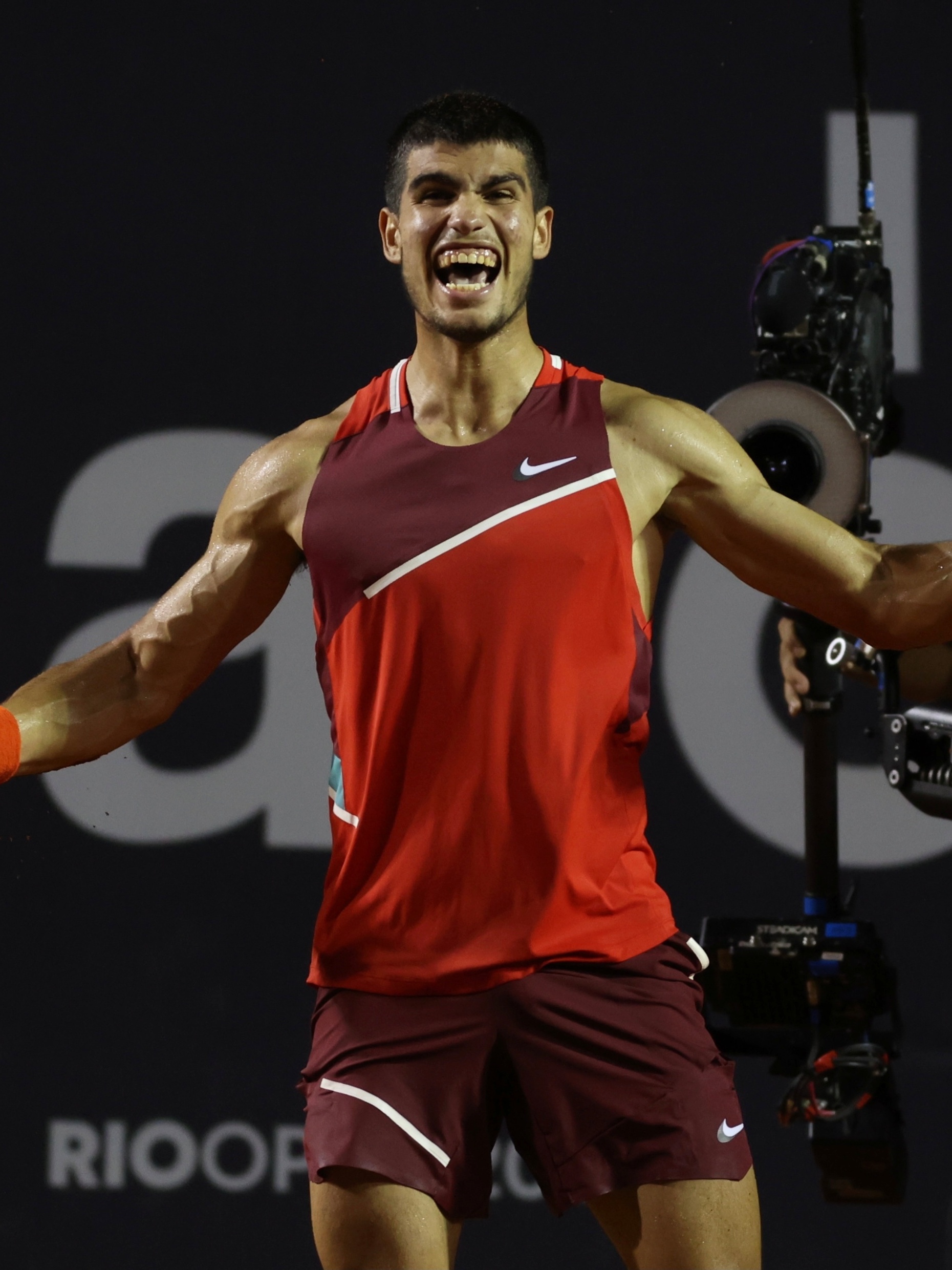 Alcaraz vence 1ª do ATP Finals e se mantém vivo em busca de classificação -  Notícias - Galáticos Online