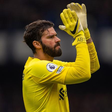 Alisson, goleiro do Liverpool, enfrentará o Nottingham Forest, hoje, pelo Campeonato Inglês - Reprodução/Twitter/LFC