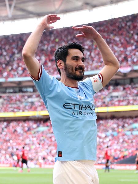 Ilkay Gündogan, do Manchester City, comemora gol na final da Copa da Inglaterra. - CARL RECINE/REUTERS