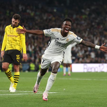 Vini Jr. comemora gol marcado pelo Real Madrid contra o Borussia Dortmund na final da Champions League
