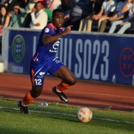 Uche durante partida do Moralo, na quinta divisão espanhola