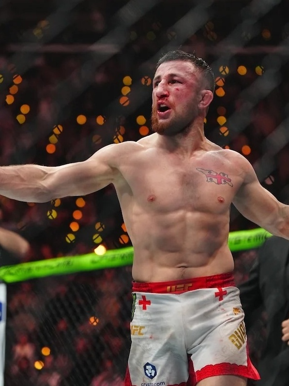 UFC 311: Dvalishvili derrota primo de Khabib no co-evento principal