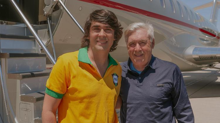 Técnico Carlo Ancelotti embarca ao Brasil acompanhado do empresário Diego Fernandes Técnico Carlo Ancelotti embarca ao Brasil acompanhado do empresário Diego Fernandes