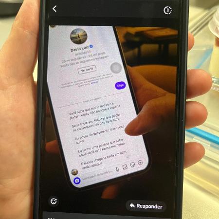 Karol Cavalcante exibe as mensagens enviadas por David Luiz com ameaças Karol Cavalcante exibe as mensagens enviadas por David Luiz com ameaças