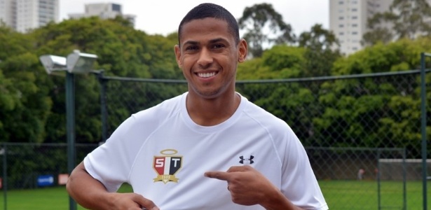 Bruno Alves tem 26 anos e já conheceu o CT da Barra Funda - Érico Leonan/saopaulofc.net