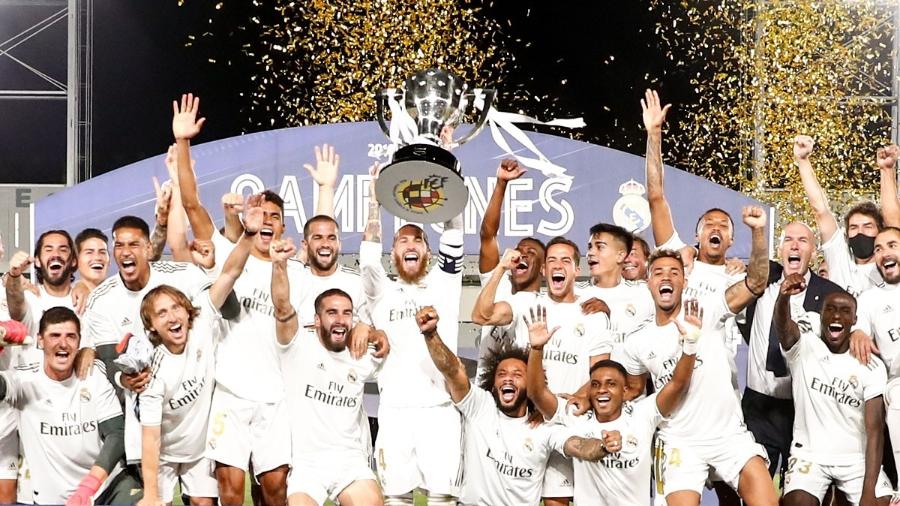 Real Madrid com o título do Campeonato Espanhol de 2019/2020; renúncia à premiação - Reprodução/Twitter Real Madrid FC