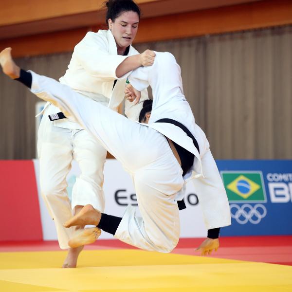 Mayra Aguiar disputa em Tóquio a quarta Olimpíada da carreira