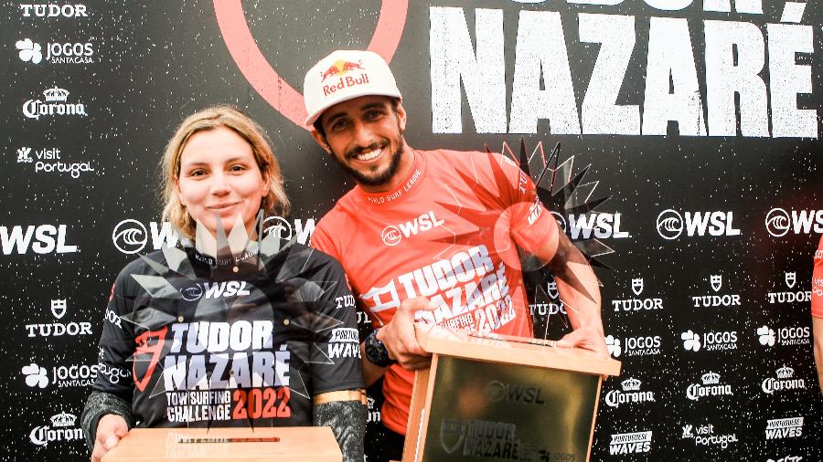 Maya Gabeira e Lucas Chumbo conquistaram prêmios de melhor performance em Nazaré, Portugal - Laurent Masurel/World Surf League