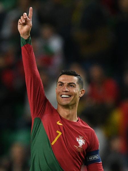 Cristiano Ronaldo durante jogo entre Portugal e Liechtenstein na 1ª rodada das Eliminatórias da Euro 2024 - Octavio Passos/Getty Images