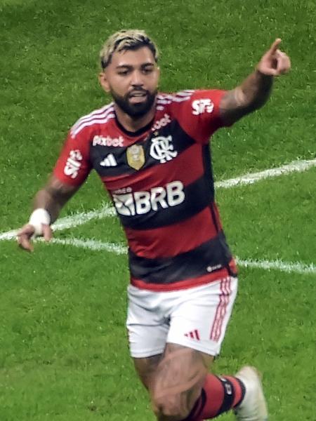 Gabigol comemora gol do Flamengo sobre o Grêmio em jogo da Copa do Brasil