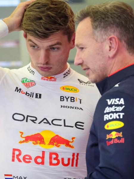 Max Verstappen conversa com o chefe da Red Bull, Christian Horner