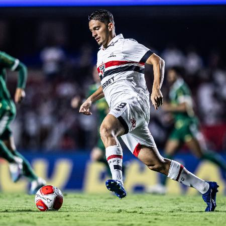Pablo Maia, do São Paulo, em ação contra o Palmeiras, pelo Paulistão