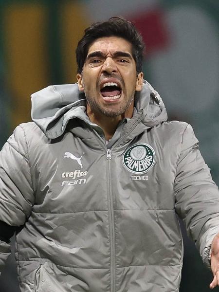 Abel Ferreira prepara um ferrolho para o Palmeiras enfrentar o Flamengo