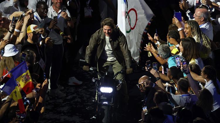 Tom Cruise na cerimônia de encerramento dos Jogos Olímpicos de Paris 2024