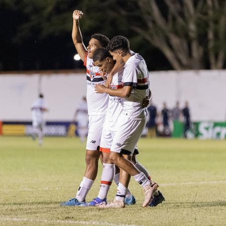 São Paulo goleou o América-RN com quatro gols no 1º tempo