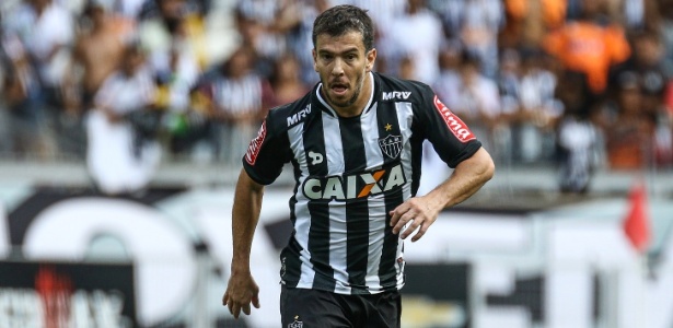 Volante, ex-Atlético-MG, assinará contrato de três anos com o Santos - Bruno Cantini/Atlético