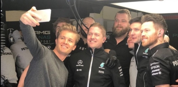 Rosberg tietou ex-colegas da Mercedes em visita  - Reprodução/Twitter