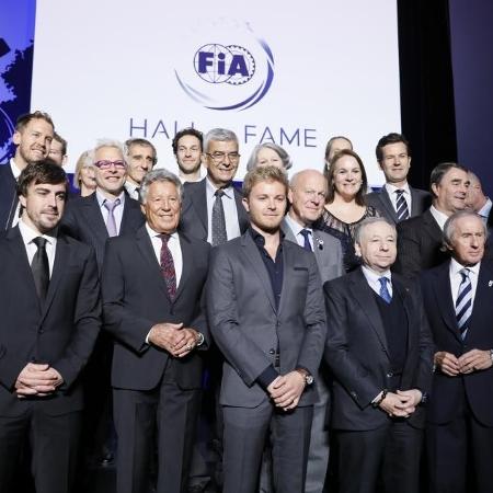 Campeões mundiais de Fórmula 1 e seus representantes no Hall da Fama da FIA - Divulgação/FIA