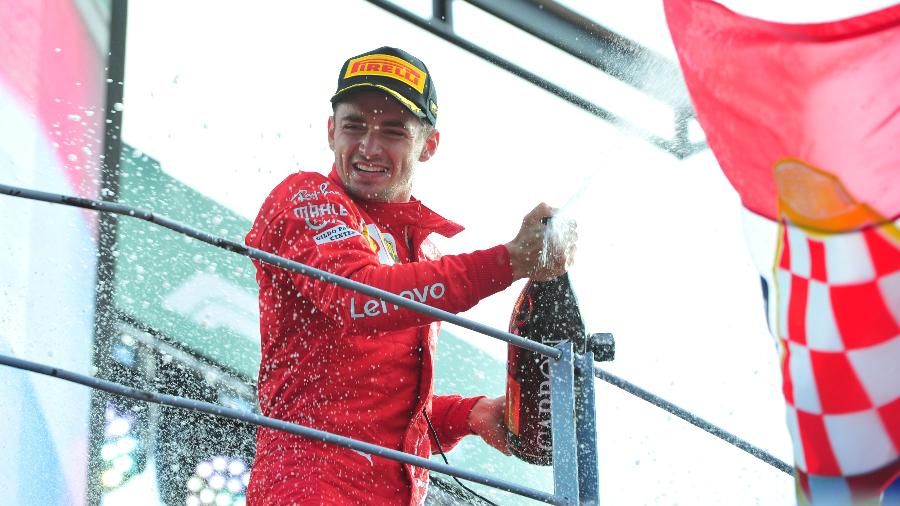 Charles Leclerc comemora vitória em Monza - Jennifer Lorenzini/Reuters 