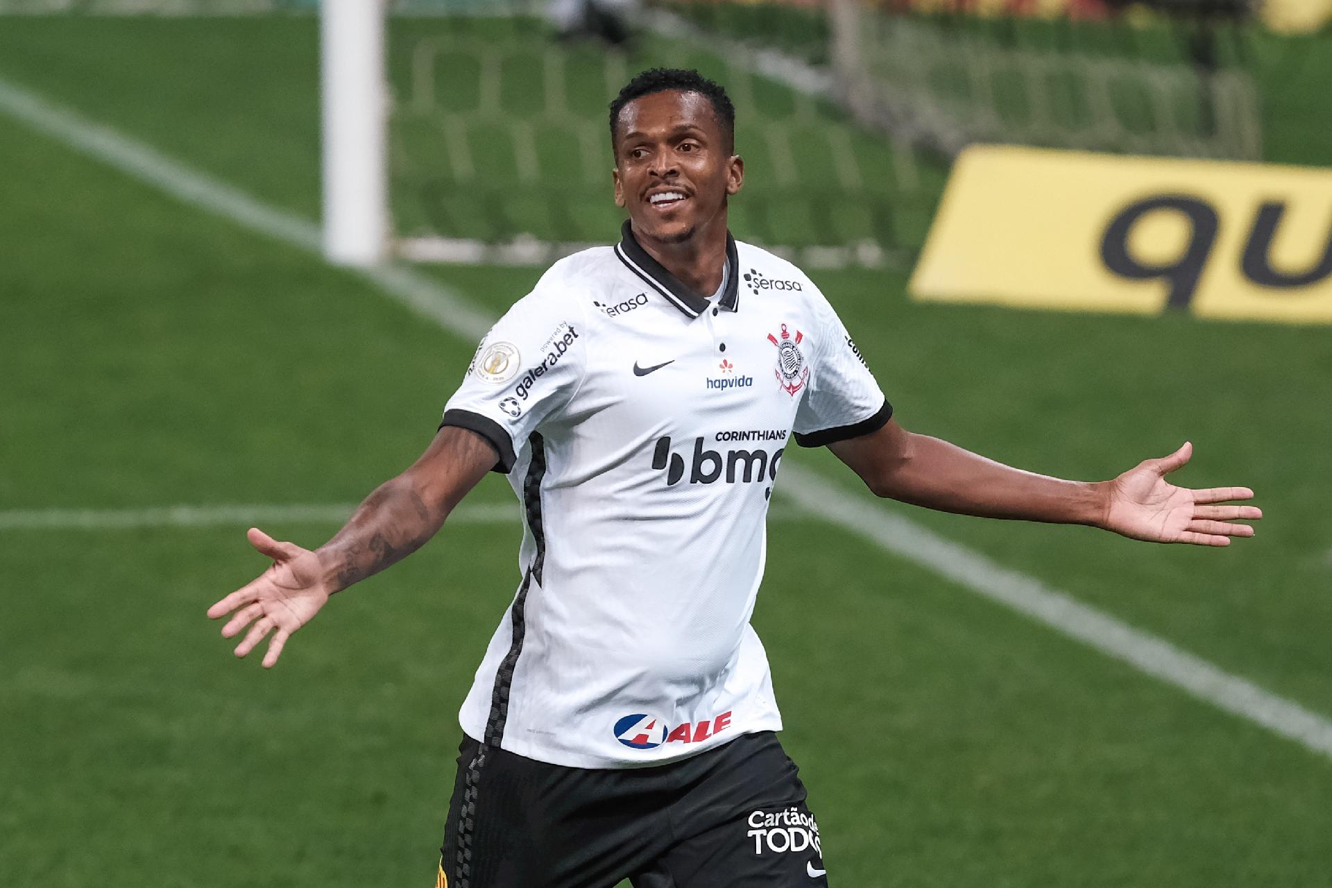 Após resposta da Fifa, Corinthians prepara recurso contra condenação por contratação de Jô