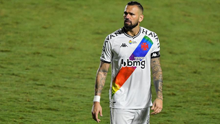 Zagueiro Leandro Castan afirmou que não jogará mais pelo Vasco da Gama - Thiago Ribeiro/AGIF