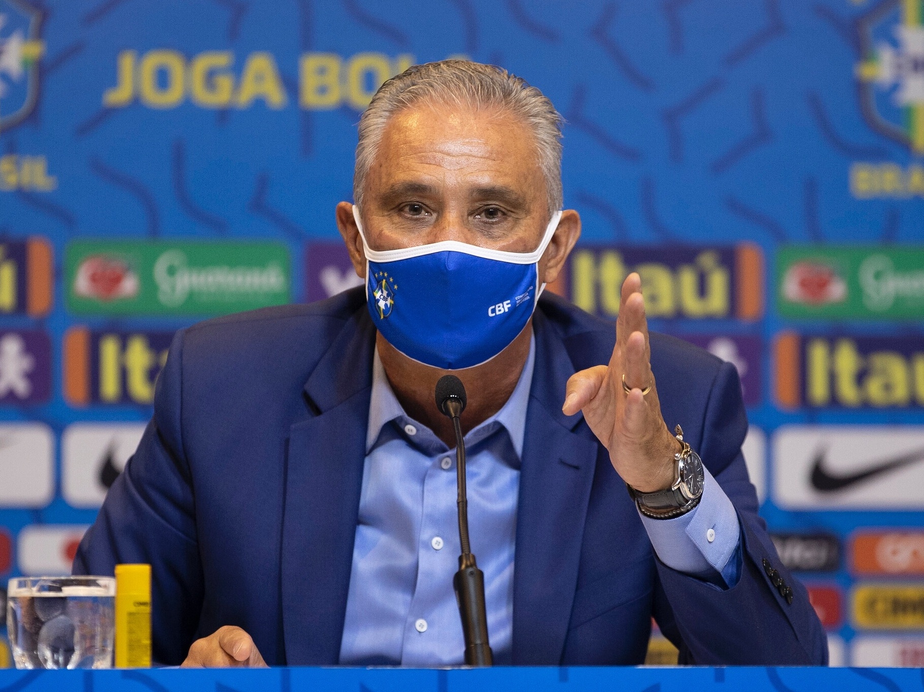  A insistência de Tite com Coutinho é irritante. Cadê o Hulk?