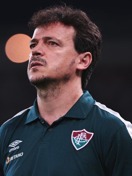 Fernando Diniz, técnico do Fluminense, em jogo contra o Corinthians pelo Brasileirão - Ettore Chiereguini/AGIF