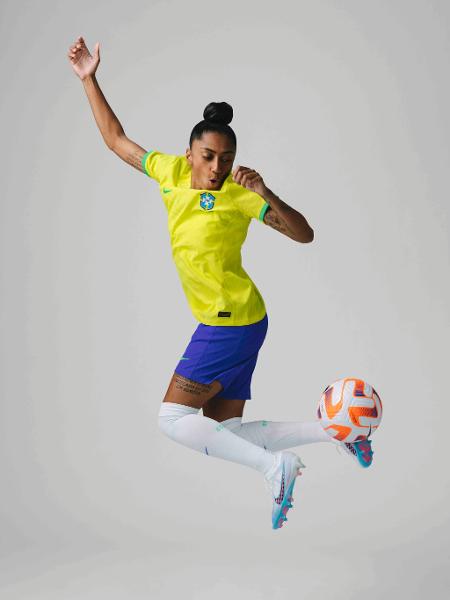 Short Feminino Nike Oficial da Seleção Brasileira modelo jogador