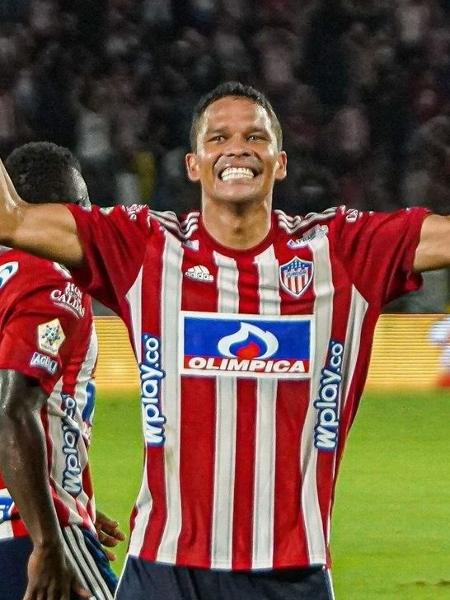 Ex-Milan, veterano Carlos Bacca foi o artilheiro do futebol colombiano em 2023