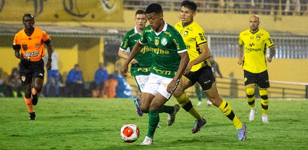 Lesão de Piquerez pode impulsionar sequência de Vanderlan na lateral do Palmeiras
