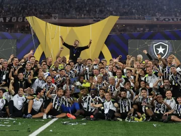 Em um ano, Botafogo dá 'resposta mais rápida do mundo' para a torcida