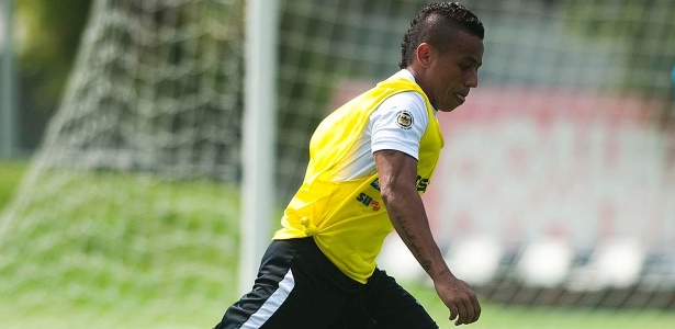 Velocista Hernandez foi a escolha de Dorival para jogar na altitude - Divulgação/SantosFC