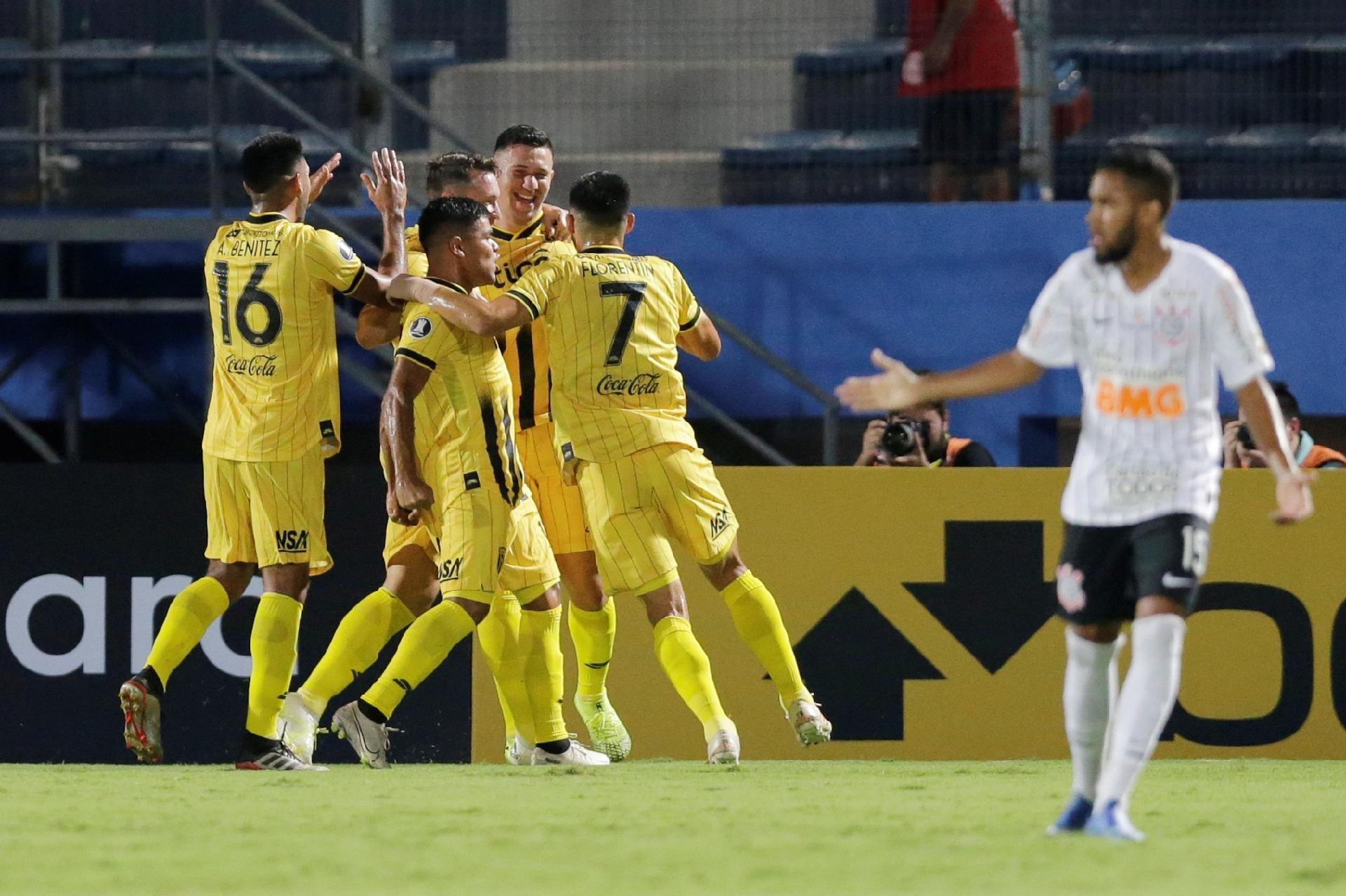 Corinthians Perde Na Estreia Da Libertadores E Ve Fantasma Paraguaio Vivo 05 02 2020 Uol Esporte