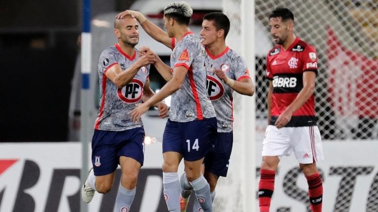 Flamengo goleia La Calera, vence segunda na Libertadores e ...