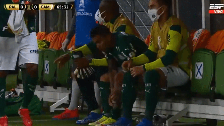 Dudu fica bravo com substituição na partida entre Atlético-MG e Palmeiras na Libertadores - Transmissão