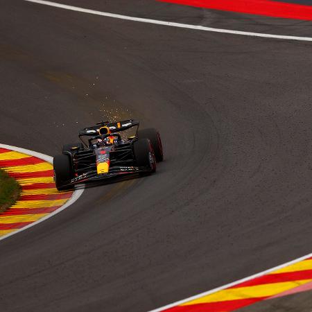 Max Verstappen na pista de Spa-Francorchamps durante o GP da Bélgica