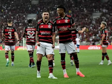 Flamengo mantém tabu de Ceni, bate o Bahia e vai à semi da Copa do Brasil