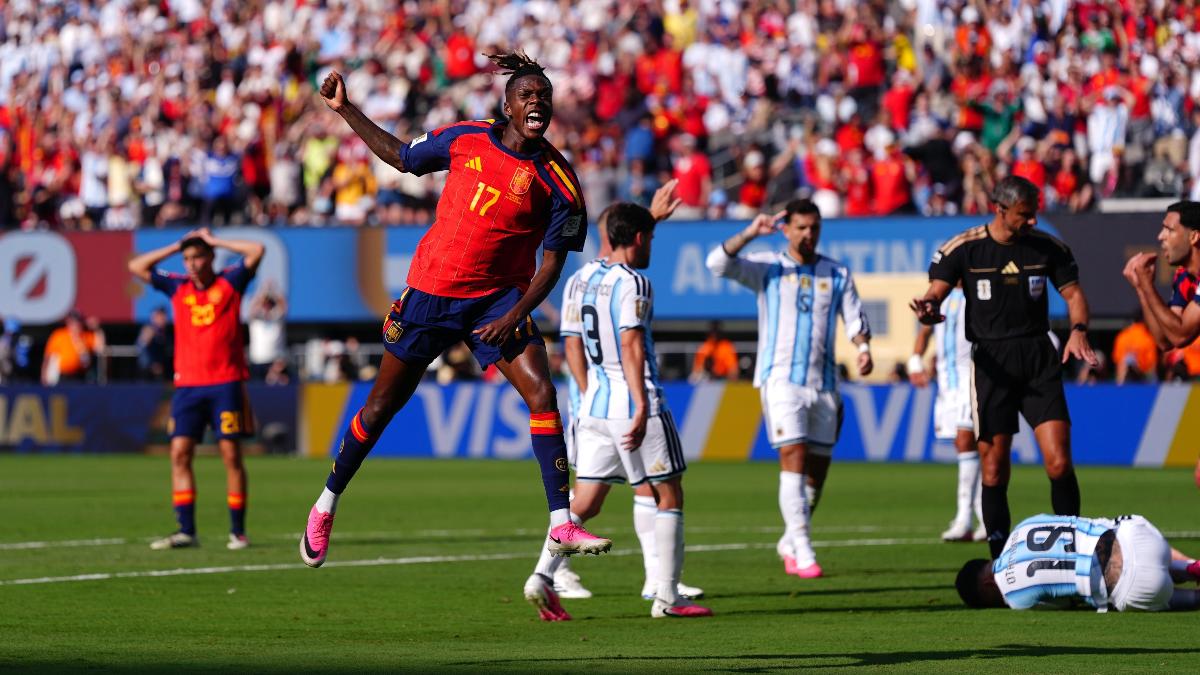 Campeão pela Espanha diz ter Neymar como ídolo: 'Espero que esteja vendo'