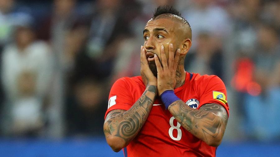 Arturo Vidal lamentou a derrota do Chile na final da Copa das Confederações - REUTERS/Kai Pfaffenbach