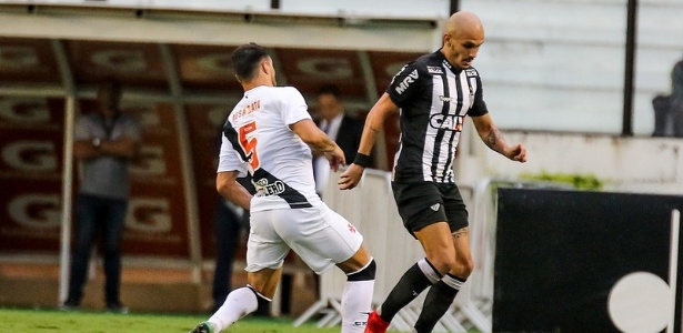 Fábio Santos vai desfalcar o Atlético-MG na Copa do Brasil - Bruno Cantini/Clube Atlético Mineiro