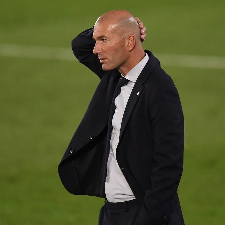 Zinedine Zidane comanda o Real Madrid em partida do Campeonato Espanhol, em julho de 2020 - Denis Doyle/Getty Images